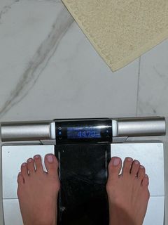 Alla Bruletova feet photo thumbnail