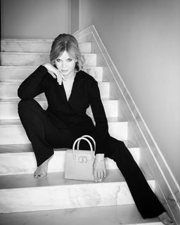Alla Mikheeva feet photo 5