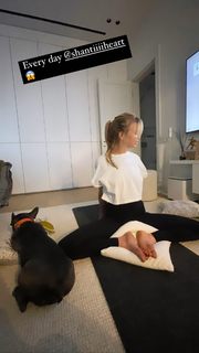 Alla Mikheeva feet photo 8