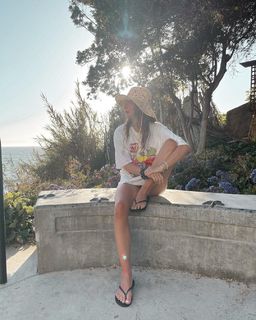 Allegra Shaw feet photo 8