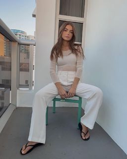 Allegra Shaw feet photo 2