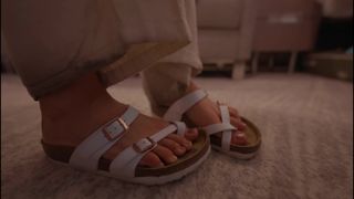 Alley Kerr feet photo 3
