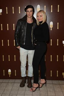 Alli Simpson feet photo 16