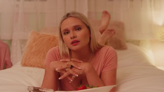 Alli Simpson feet photo 14