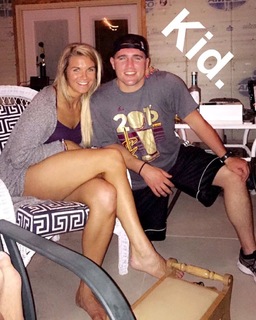 Allie Clifton feet photo thumbnail