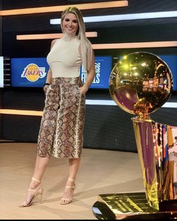 Allie Clifton feet photo thumbnail