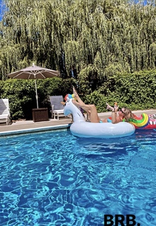 Allie Clifton feet photo thumbnail