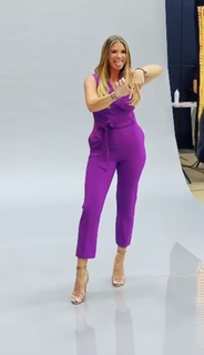 Allie Clifton feet photo thumbnail