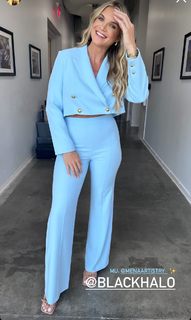 Allie Clifton feet photo thumbnail