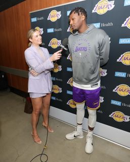 Allie Clifton feet photo thumbnail