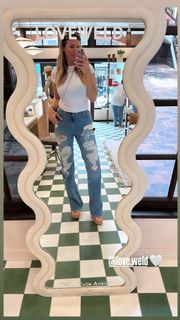 Allie Clifton feet photo thumbnail