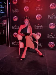 Allie Clifton feet photo thumbnail