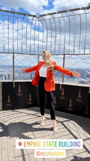 Allie LaForce feet photo thumbnail