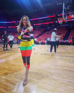 Allie LaForce feet photo thumbnail