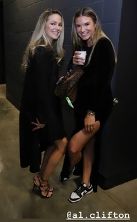 Allie LaForce feet photo thumbnail