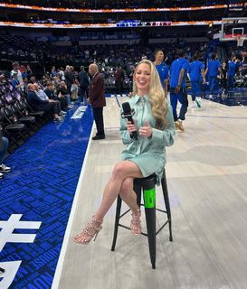 Allie LaForce feet photo thumbnail