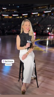 Allie LaForce feet photo thumbnail