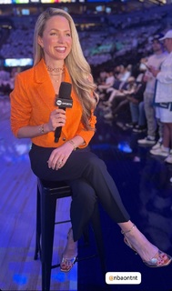 Allie LaForce feet photo thumbnail