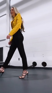 Allie LaForce feet photo thumbnail