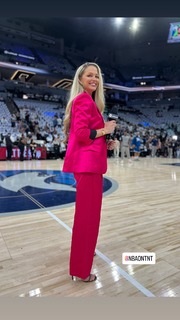 Allie LaForce feet photo thumbnail