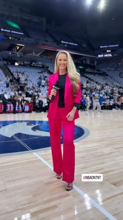 Allie LaForce feet photo thumbnail