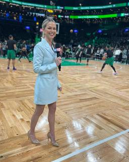 Allie LaForce feet photo thumbnail