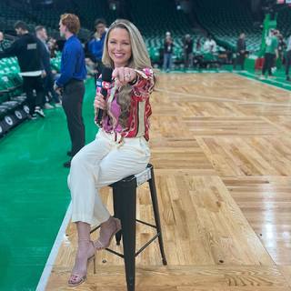 Allie LaForce feet photo thumbnail