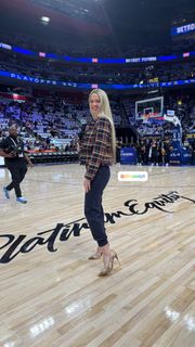 Allie LaForce feet photo thumbnail