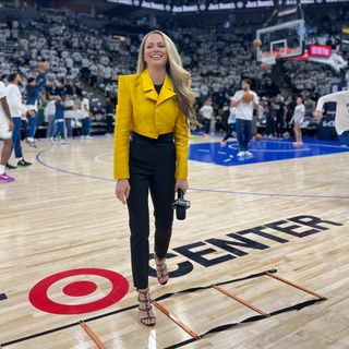 Allie LaForce feet photo thumbnail