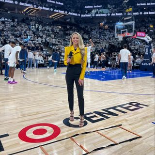 Allie LaForce feet photo thumbnail