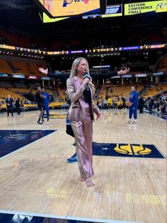 Allie LaForce feet photo thumbnail