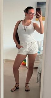 Allie Sherlock feet photo 1