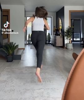 Allie Sherlock feet photo 20