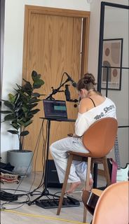 Allie Sherlock feet photo 4