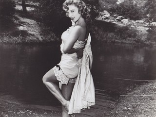 Allison Hayes feet photo 13