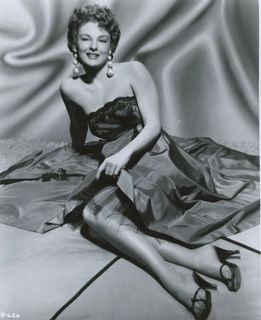 Allison Hayes feet photo 7