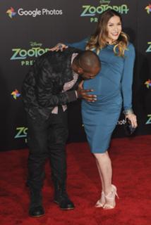 Allison Holker feet photo 3