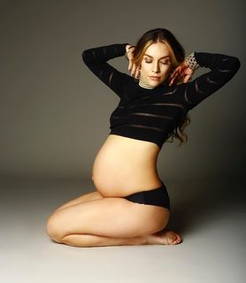 Allison Holker feet photo 6