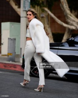 Allison Holker feet photo 11