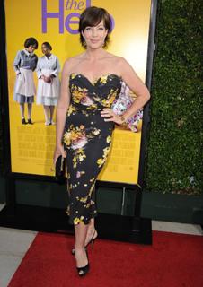 Allison Janney feet photo thumbnail
