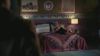 Allison Mack feet photo thumbnail