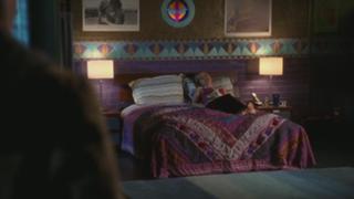 Allison Mack feet photo thumbnail