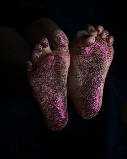 Allison Miller feet photo 5