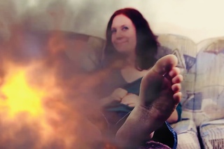 Allison Pregler feet photo 3