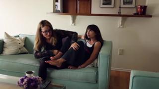 Allison Raskin feet photo thumbnail