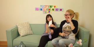 Allison Raskin feet photo thumbnail