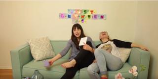 Allison Raskin feet photo thumbnail