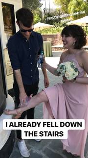 Allison Raskin feet photo thumbnail