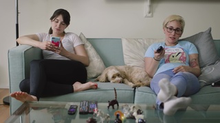 Allison Raskin feet photo thumbnail