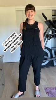 Allison Raskin feet photo thumbnail